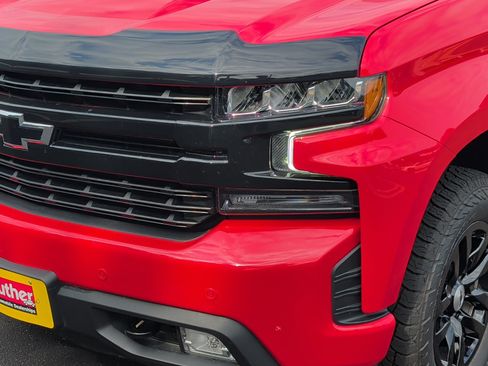 Used 2022 Chevrolet Silverado 1500 RST AWD/4WD image 17