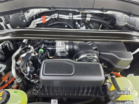 Certified 2020 Ford Explorer Limited w/ Hybrid Equipment Group 310A RWD image 23