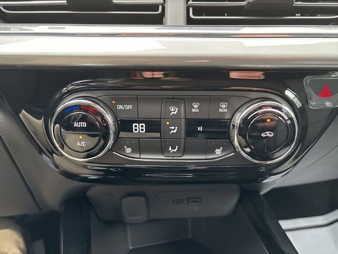 New 2026 Chevrolet Trax LT w/ Driver Confidence Package image 15