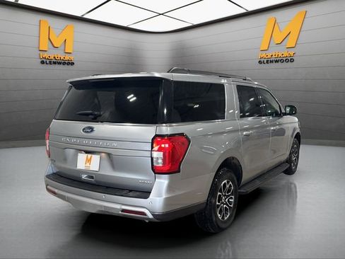 Used 2024 Ford Expedition Max XLT image 8