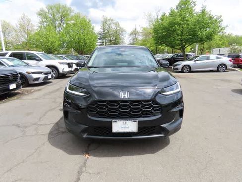 Used 2023 Honda HR-V LX image 6