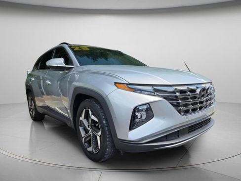 Used 2023 Hyundai Tucson Limited w/ Cargo Package FWD image 4