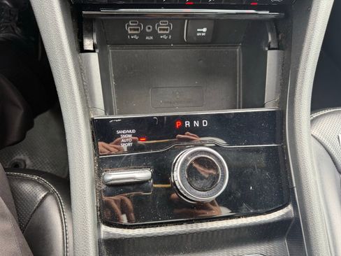 Used 2024 Jeep Grand Cherokee L Limited w/ Luxury Tech Group II image 22