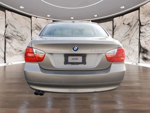 Used 2008 BMW 328xi Sedan image 4