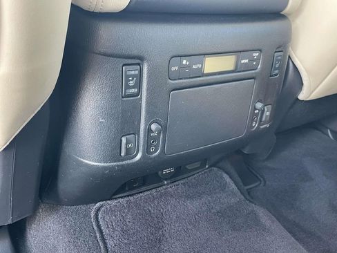 Used 2019 Nissan Armada Platinum w/ Captain's Chairs Package image 14