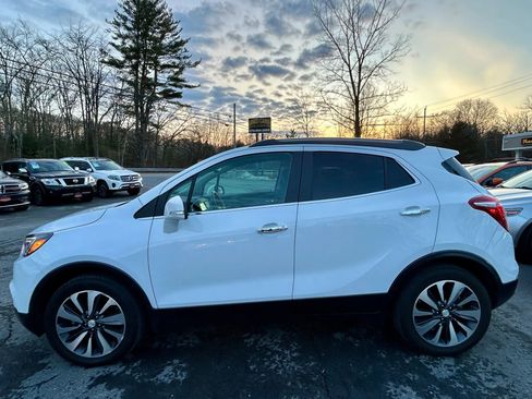 Used 2019 Buick Encore Essence image 5