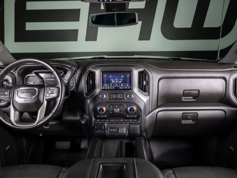 Used 2022 GMC Sierra 2500 Denali AWD/4WD image 3