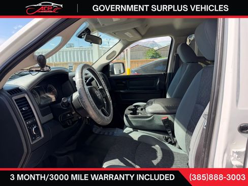 Used 2018 RAM 1500 4x4 Crew Cab w/ Chrome Appearance Group image 10