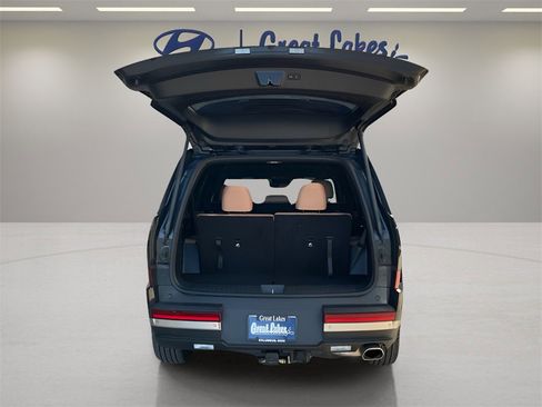Used 2025 Hyundai Santa Fe Limited image 11