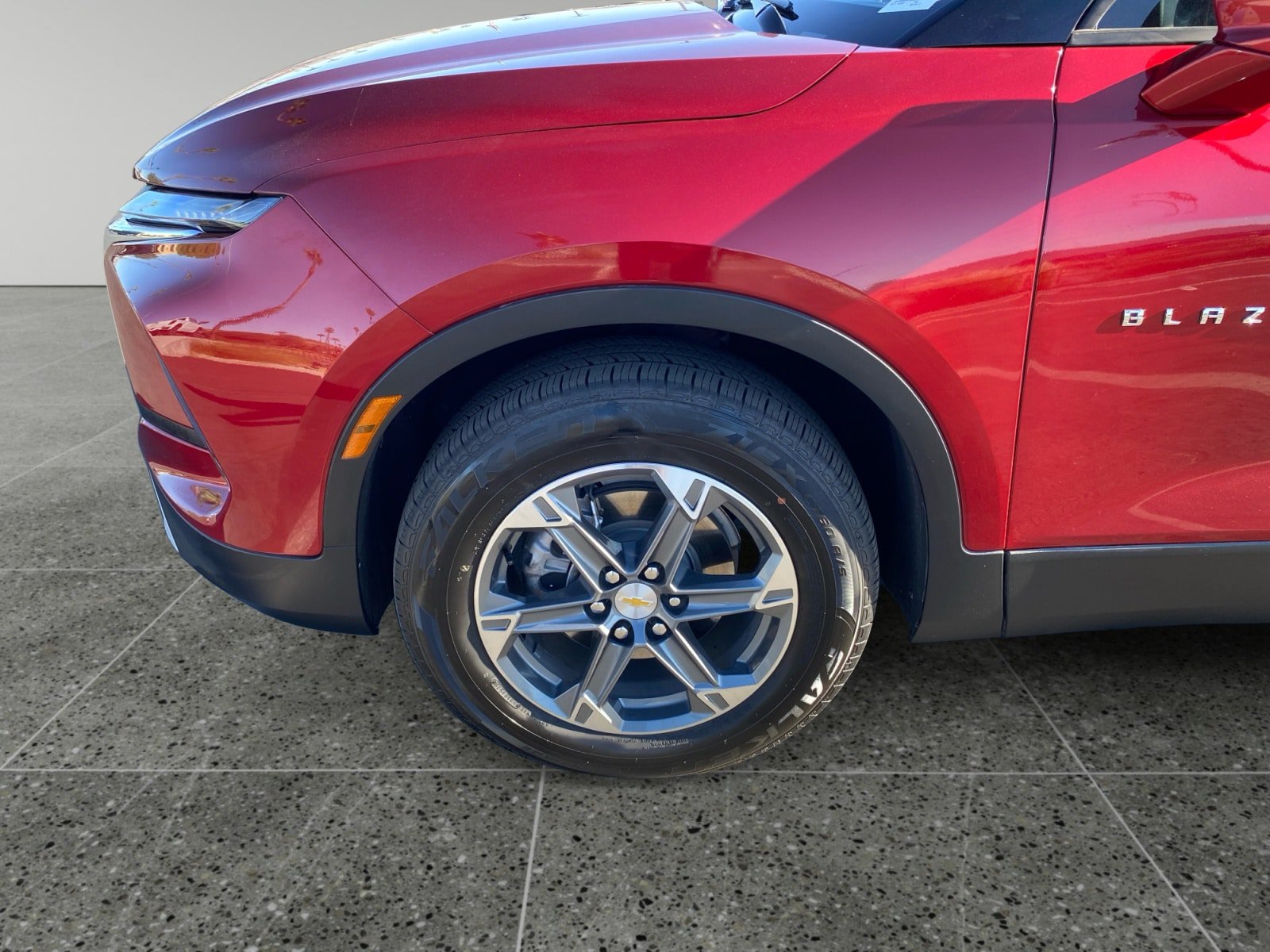 Used 2025 Chevrolet Blazer LT AWD/4WD image 14