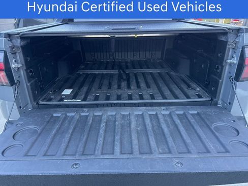 Certified 2023 Hyundai Santa Cruz Limited w/ Launch Package image 18