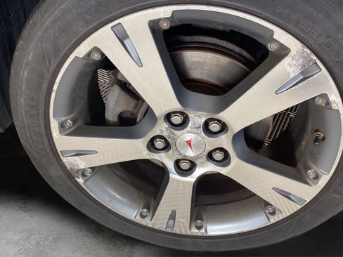 Used 2009 Pontiac Vibe GT FWD image 19