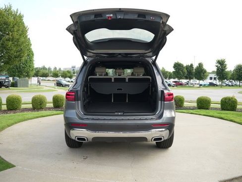 Used 2026 Mercedes-Benz GLB 250 4MATIC image 16