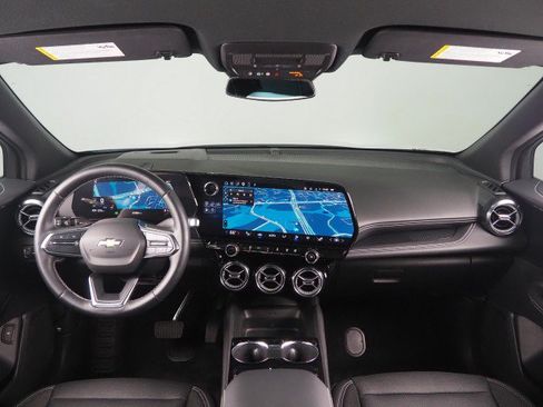 Used 2024 Chevrolet Blazer EV LT AWD/4WD image 3