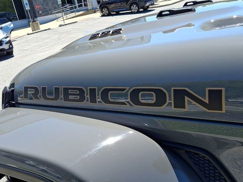 Used 2023 Jeep Wrangler Unlimited Rubicon 392 w/ Trailer Tow Package AWD/4WD image 30