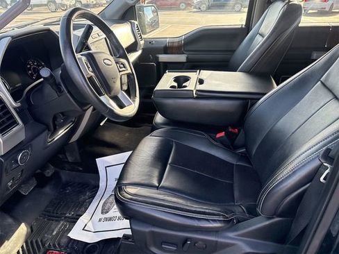 Used 2019 Ford F150 Lariat image 6