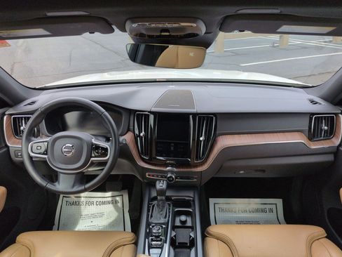 Used 2021 Volvo XC60 T5 Inscription w/ Protection Package Premier image 18