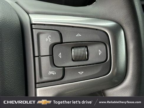 Used 2023 Chevrolet Silverado 1500 LT AWD/4WD image 15