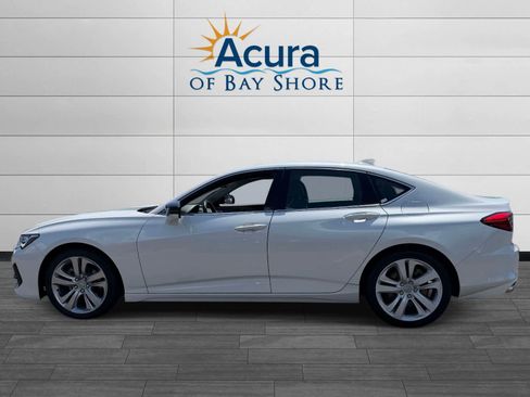 Used 2023 Acura TLX w/ Technology Package FWD image 5