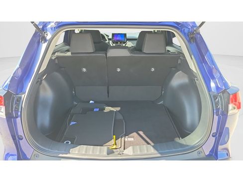 Used 2023 Toyota Corolla Cross LE FWD image 9