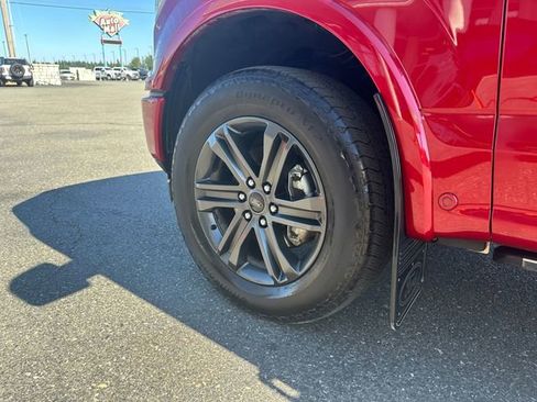 Used 2020 Ford F150 Limited image 20