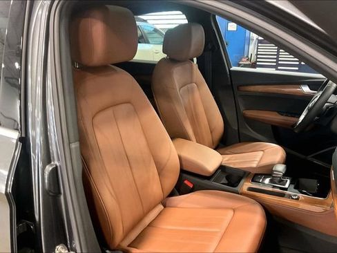 Certified 2023 Audi Q5 2.0T Premium Plus w/ Premium Plus Package AWD/4WD image 7