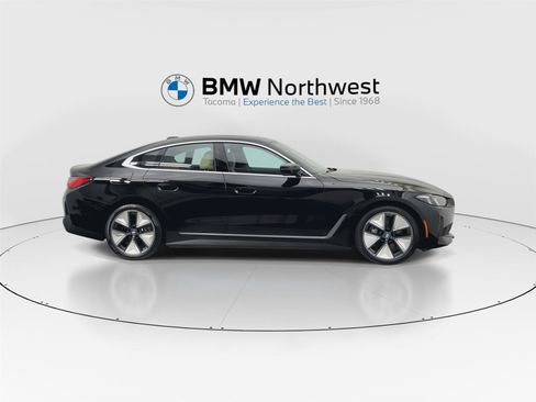Used 2025 BMW i4 xDrive40i w/ Parking Assistance Package image 5