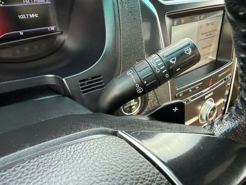 Used 2017 Ford Explorer Limited w/ Equipment Group 301A image 29