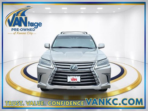 Used 2016 Lexus LX 570 NA w/ Luxury Package image 2