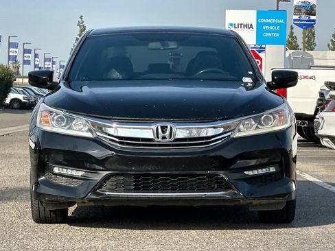 Used 2017 Honda Accord Sport Special Edition image 10