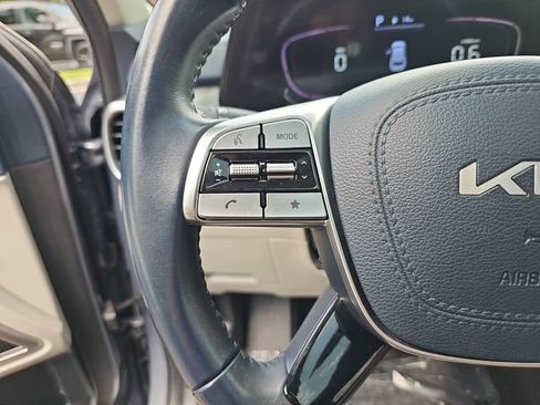 Used 2024 Kia Telluride EX FWD image 19