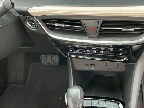 Used 2024 Buick Encore GX Avenir w/ Avenir Convenience Package image 8