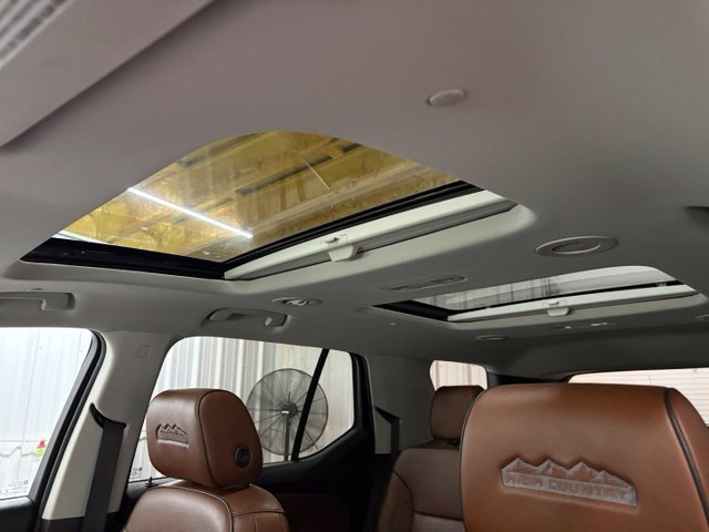 Used 2019 Chevrolet Traverse High Country w/ LPO, Floor Liner Package AWD/4WD image 41