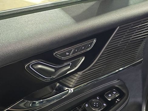 Used 2020 Lincoln Corsair AWD w/ Premium Package image 22
