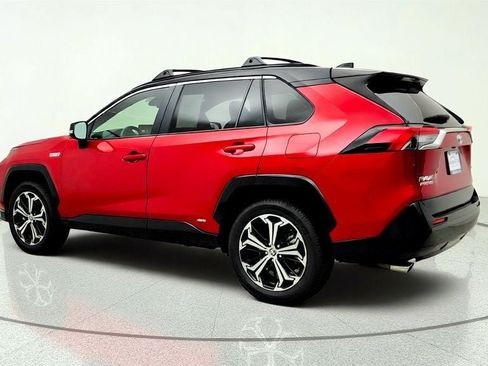 Used 2023 Toyota RAV4 XSE w/ Weather Package AWD/4WD image 7