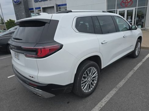 Used 2024 GMC Acadia Denali AWD/4WD image 5