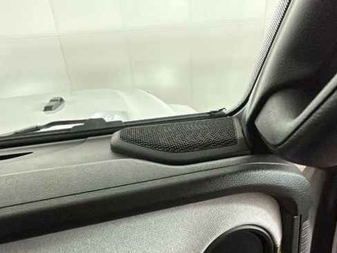 Used 2024 Jeep Wrangler Unlimited w/ Convenience Group AWD/4WD image 30