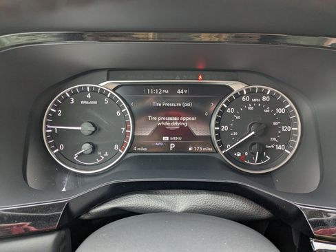 New 2025 Nissan Pathfinder SV w/ SV Premium Package image 10