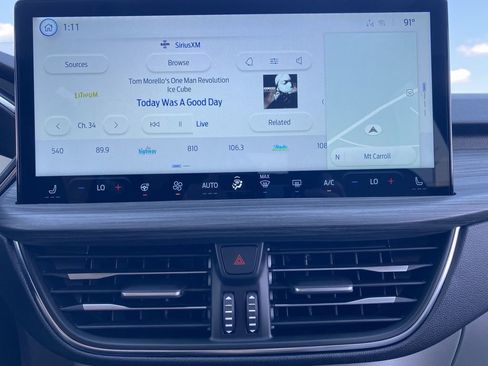 New 2025 Ford Escape SE w/ PHEV Premium Package FWD image 26