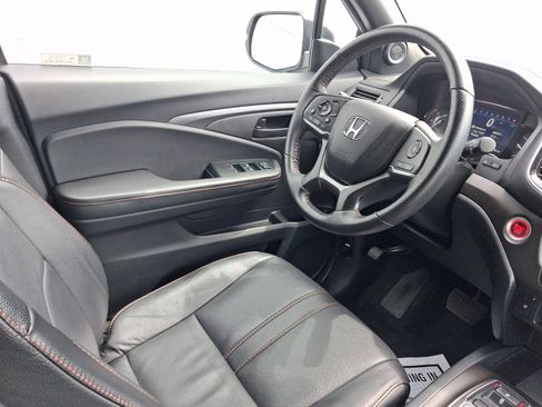 Used 2023 Honda Passport TrailSport image 22