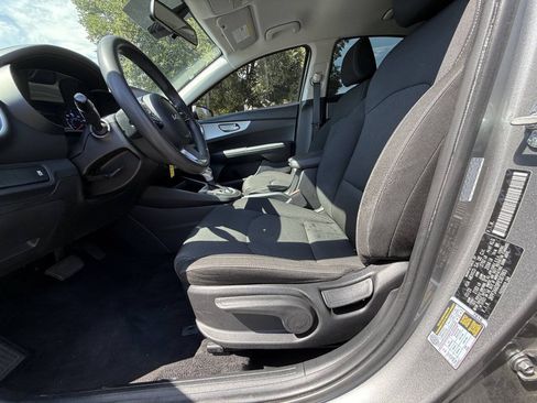 Used 2023 Kia Forte LXS FWD image 10