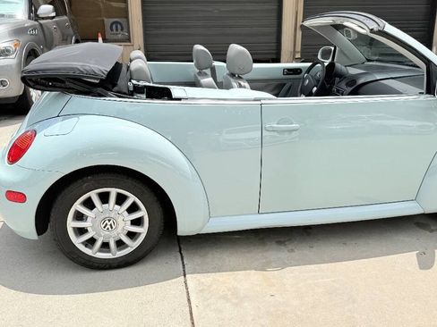 Used 2004 Volkswagen Beetle GLS FWD image 19