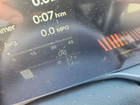 New 2026 Kia Sportage EX w/ EX Panorama Roof Package image 15