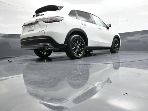 Certified 2024 Honda HR-V Sport image 28