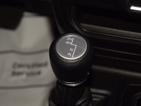 Used 2023 Jeep Wrangler Unlimited Sport AWD/4WD image 31