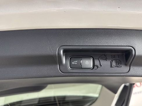 New 2025 Ford Explorer Active w/ Active Comfort Package image 29