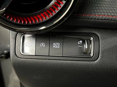New 2026 Chevrolet Equinox RS w/ Convenience Package III FWD image 15