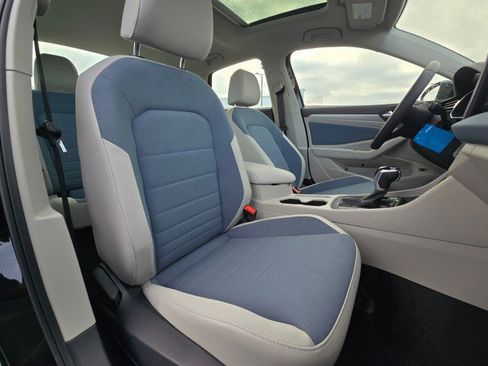 New 2026 Volkswagen Jetta SE image 12