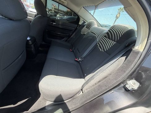 Used 2010 Dodge Charger SXT RWD image 8