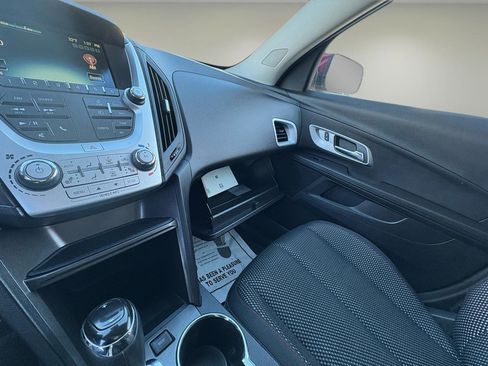 Used 2017 Chevrolet Equinox LT w/ Convenience Package image 17